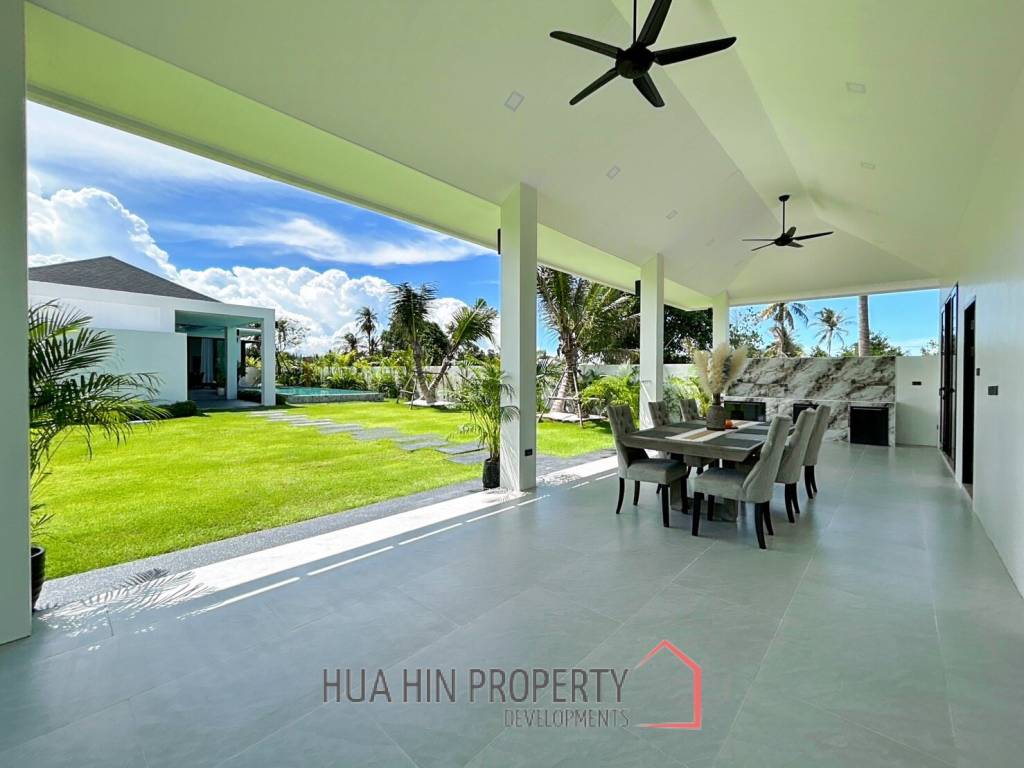 Brand New 5 Bedroom Pool Villa Close to Black Mountain