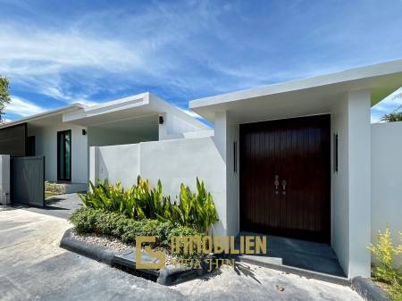 Brand New 5 Bedroom Pool Villa Close to Black Mountain