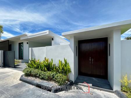 Brand New 5 Bedroom Pool Villa Close to Black Mountain