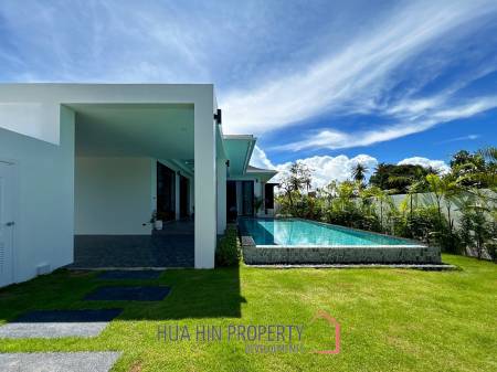 Brand New 5 Bedroom Pool Villa Close to Black Mountain