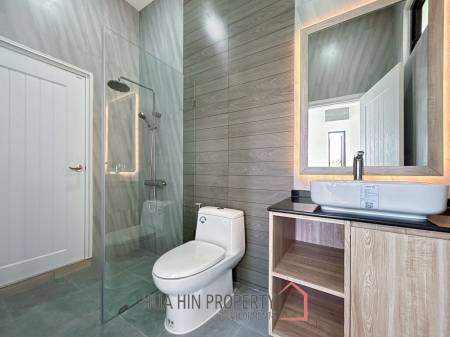 Brand New 5 Bedroom Pool Villa Close to Black Mountain
