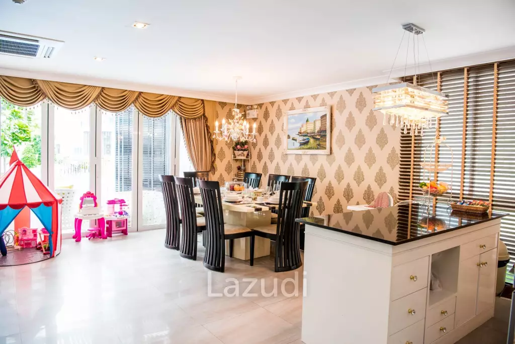 MY RESORT : Luxurious Duplex 3 Beds Condo near the beach