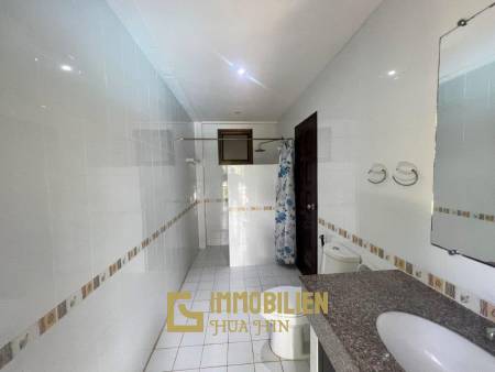 908 metro cuadrado 5 ` 3 Baño Villa de Venta