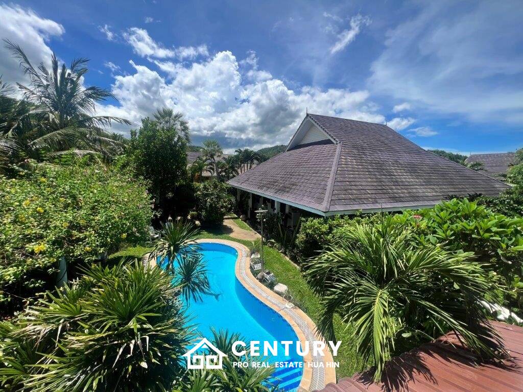 THE HEIGHT 2: Great Quality 5 Bed Pool Villa