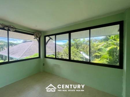 THE HEIGHT 2: Great Quality 5 Bed Pool Villa