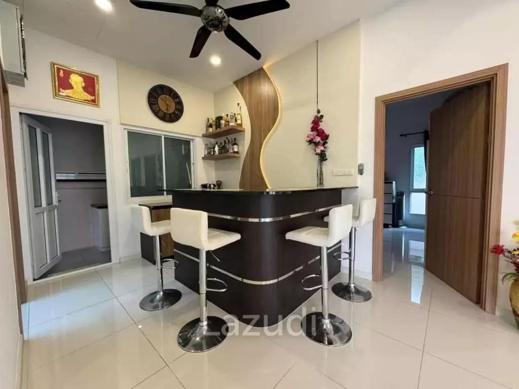 3 Beds 2 Baths 160 SQ.M. Baan Dusit Garden