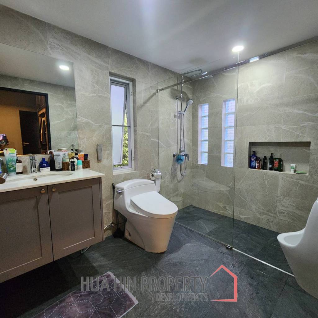 Emerald Scenery : 3 Bed 4 Bath Pool Villa
