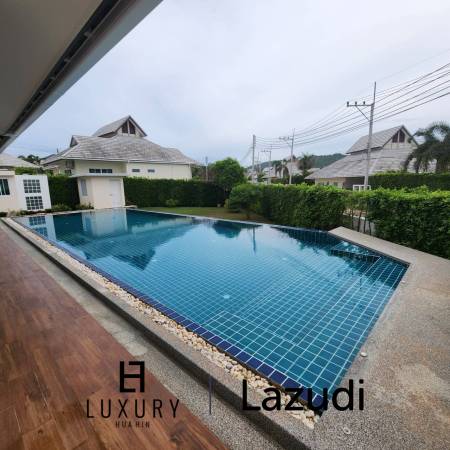 Emerald Scenery: 3 Bed 4 Bath Pool Villa