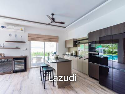 MALI BOUTIQUE : Luxury 3 bed pool villa on corner plot