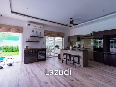 MALI BOUTIQUE : Luxury 3 bed pool villa on corner plot