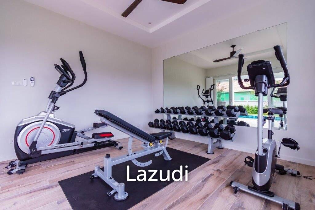 848 ตร.ม 3 เตียง 3 อาบน้ำ วิลล่า For ขาย