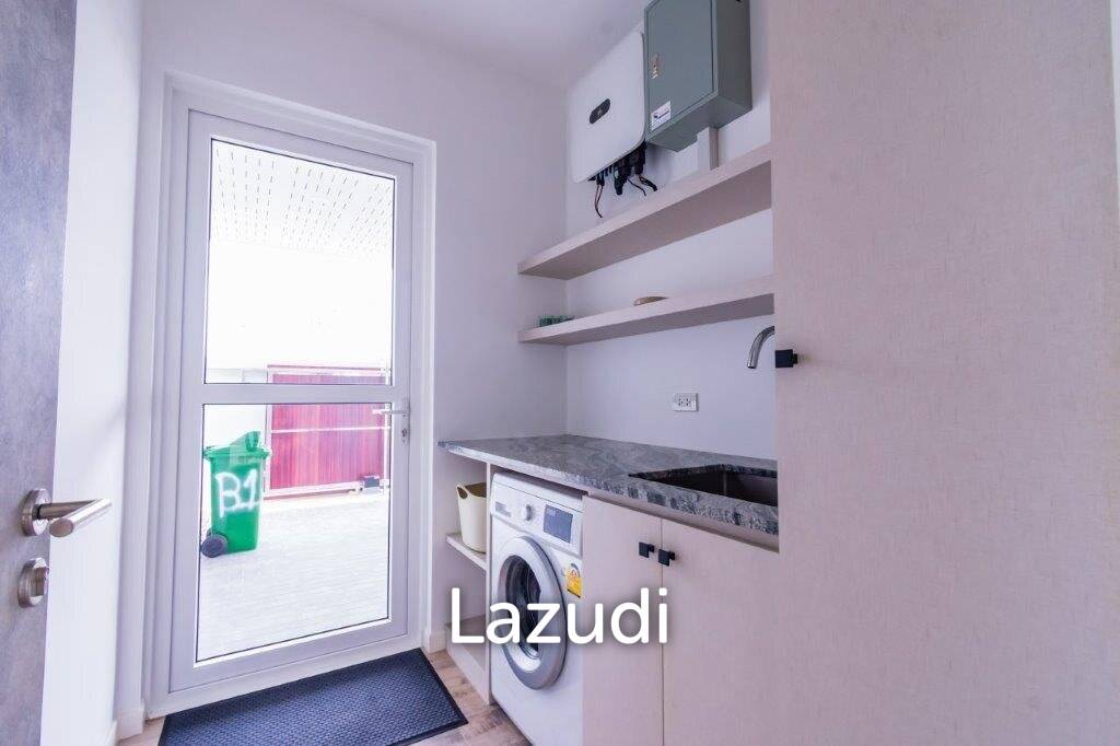 848 ตร.ม 3 เตียง 3 อาบน้ำ วิลล่า For ขาย