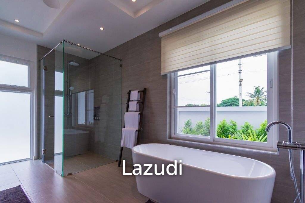 848 ตร.ม 3 เตียง 3 อาบน้ำ วิลล่า For ขาย