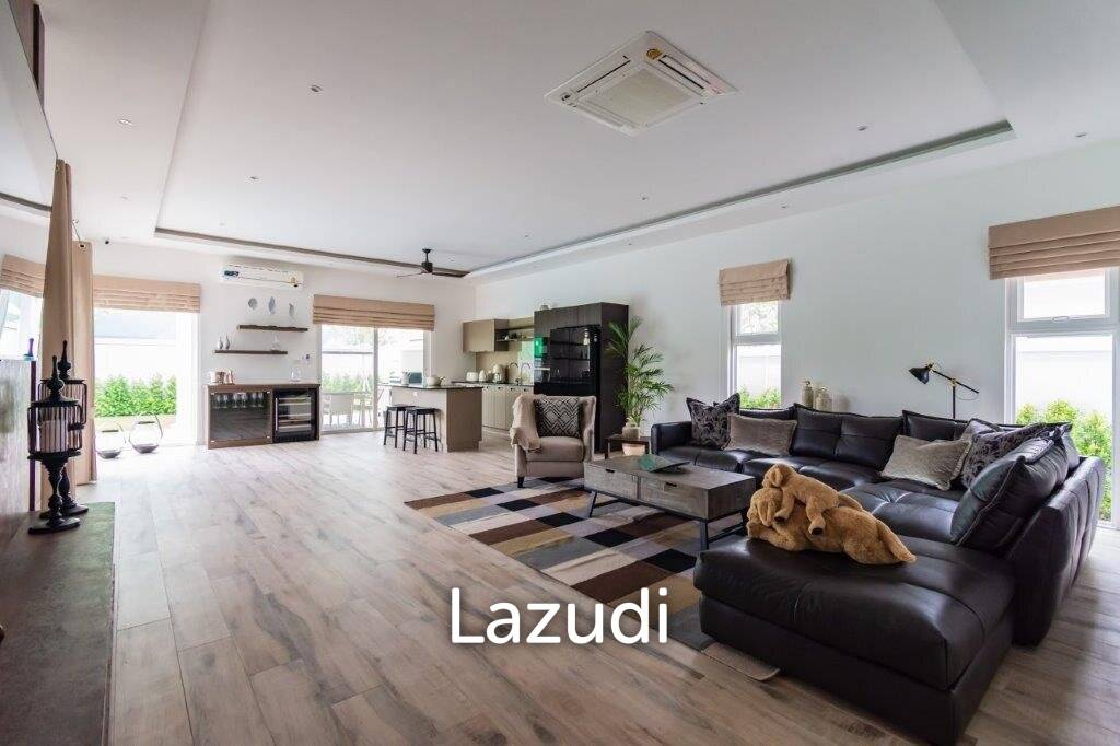 848 ตร.ม 3 เตียง 3 อาบน้ำ วิลล่า For ขาย