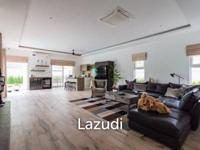 MALI BOUTIQUE : Luxury 3 bed pool villa on corner plot