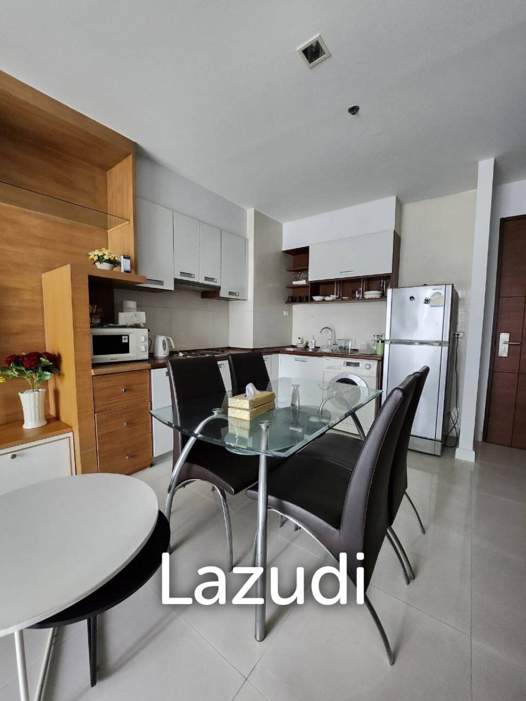 2 Bed 2 Bath 69 SQ.M Sukhumvit City Resort