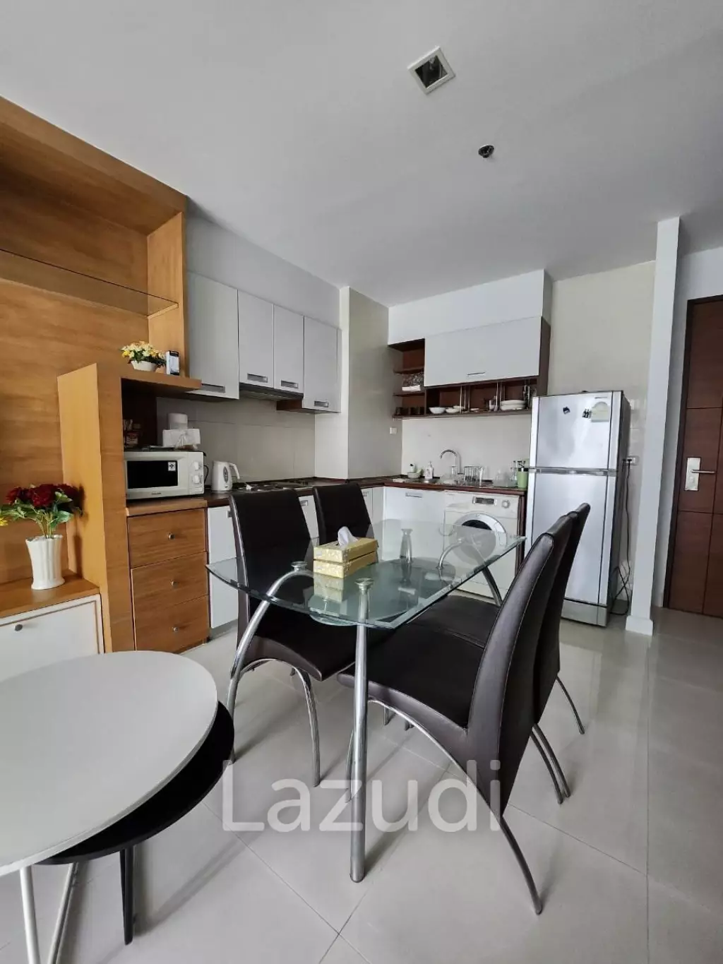 2 Bed 2 Bath 69 SQ.M Sukhumvit City Resort