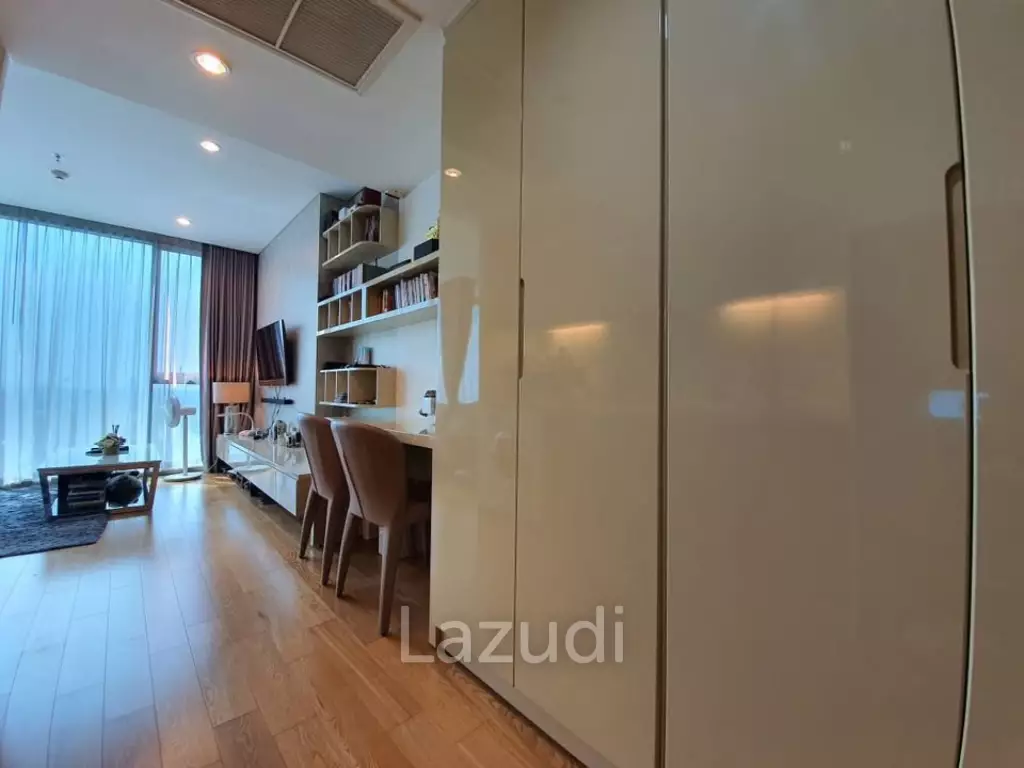 1 Bed 1 Bath 45 SQ.M The Breeze Narathiwas