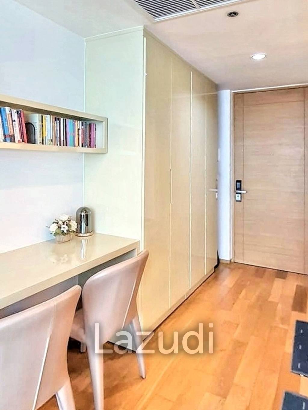 1 Bed 1 Bath 45 SQ.M The Breeze Narathiwas