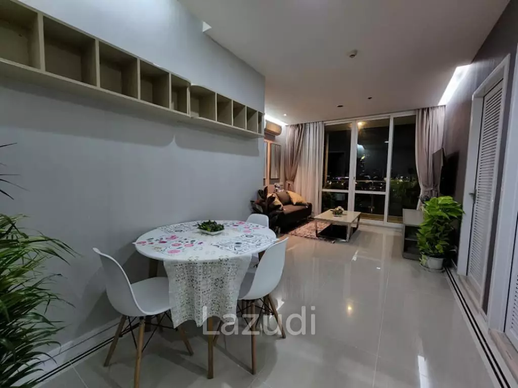 2 Bed 1 Bath 57 SQ.M T.C. Green Condominium