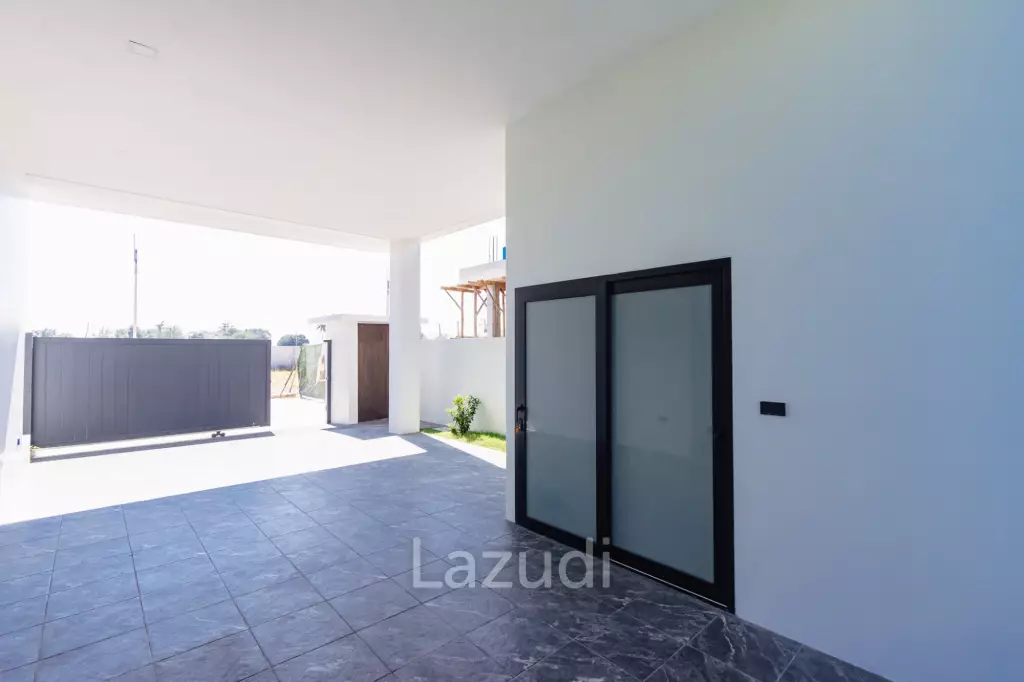 220 sqm modern pool villa in Hin Lek Fai Hua Hin