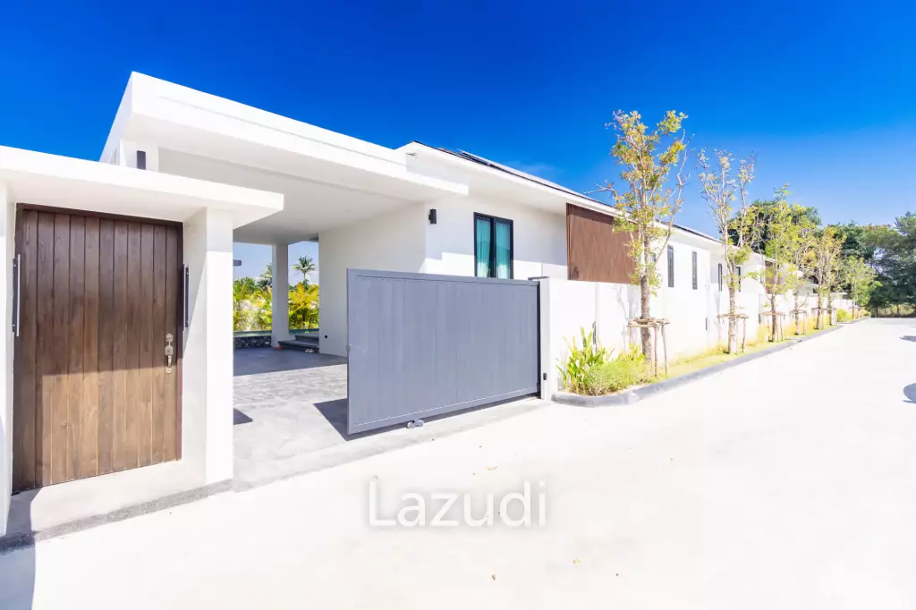 220 sqm modern pool villa in Hin Lek Fai Hua Hin