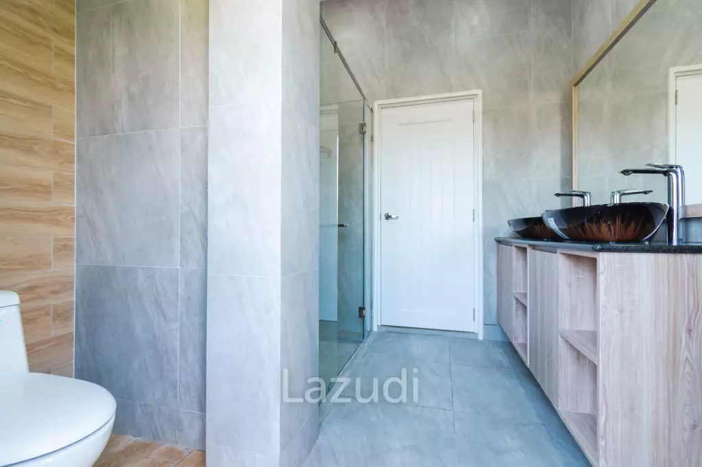 220 sqm modern pool villa in Hin Lek Fai Hua Hin