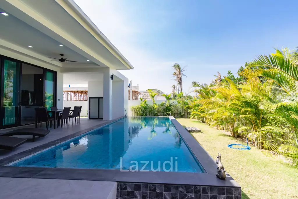 220 sqm modern pool villa in Hin Lek Fai Hua Hin