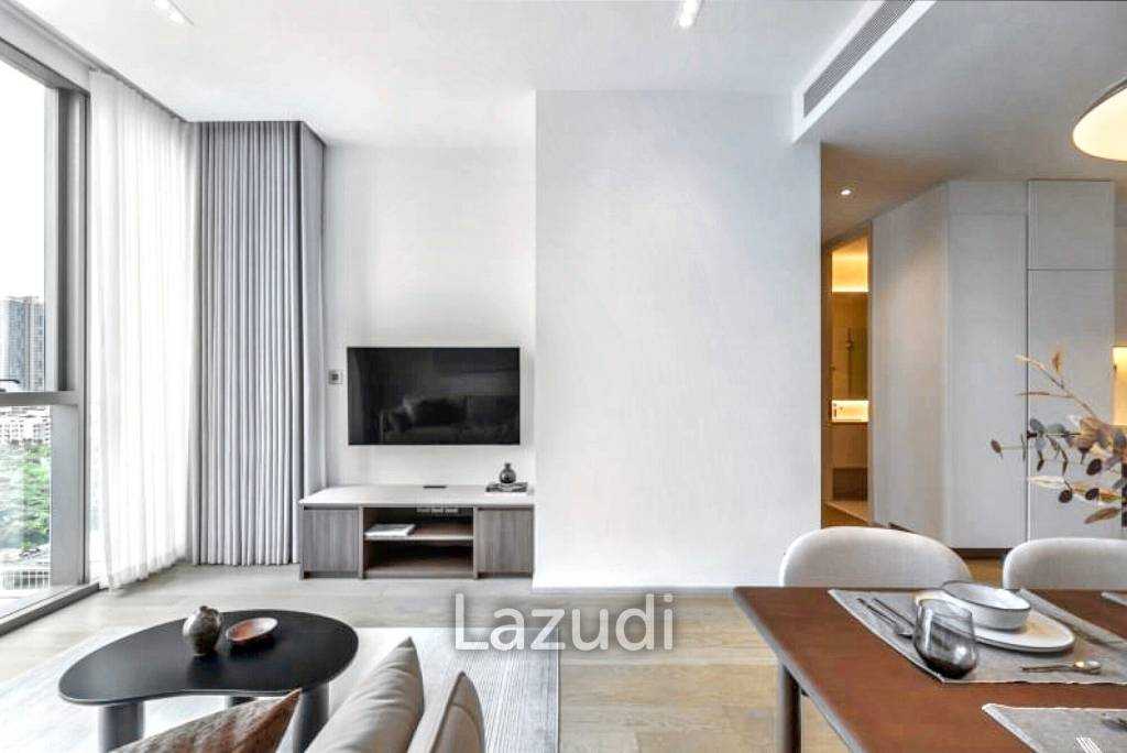 1 Bed 1 Bath 53.33 SQ.M. The Strand Thonglor