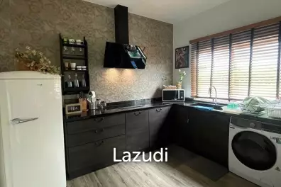 Modern 3-Bedroom With Stunning Lake And Moutain View In Kathu