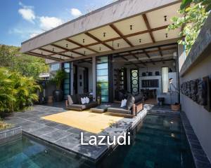 Stylish Modern 2-Bed Pool Villa in Prime Location