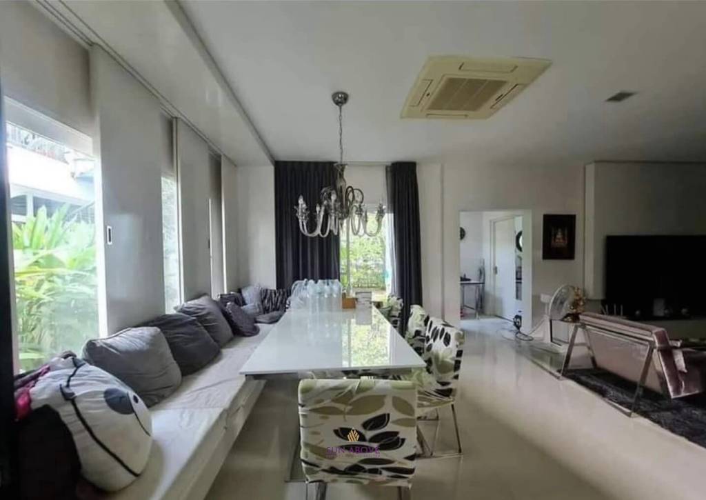 4-Bedroom House At 88 Land And House Koh Kaew