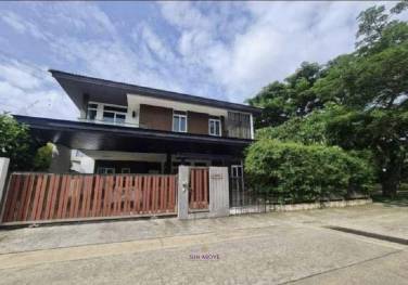 4-Bedroom House At 88 Land And House Koh Kaew