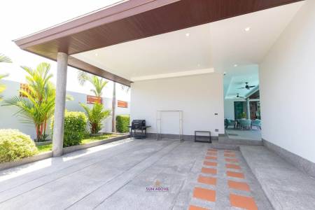 Luxury 4 Bedroom Villa for Rent in Choeng Thale Phuket