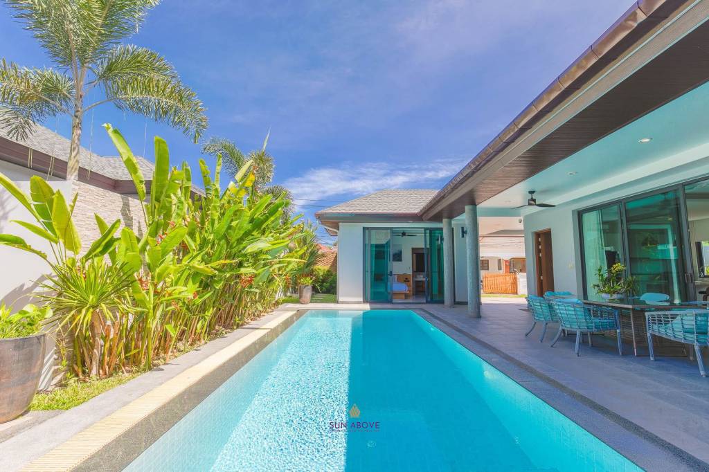 Luxury 4 Bedroom Villa for Rent in Choeng Thale Phuket