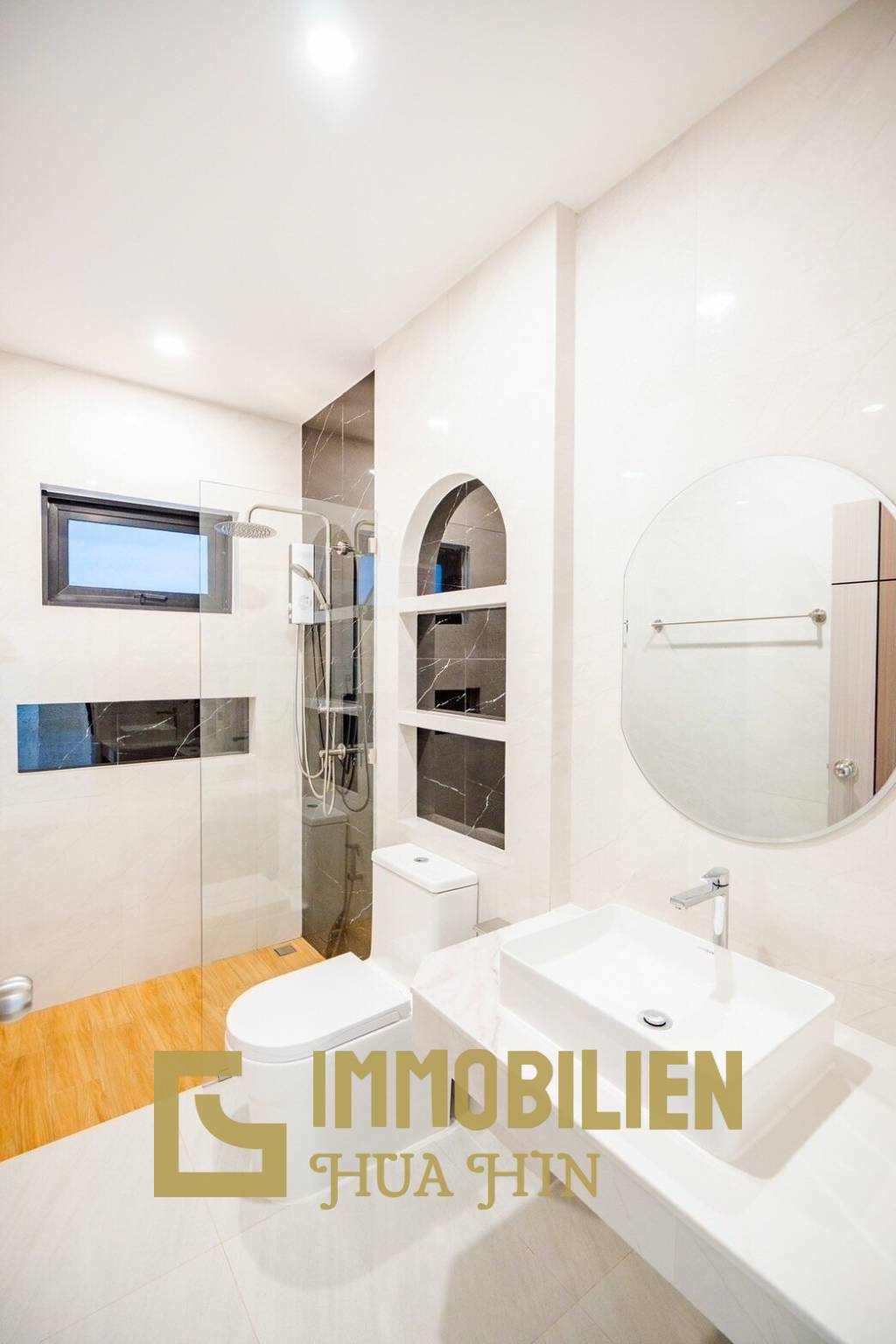 330 metro cuadrado 3 ` 3 Baño Villa de Venta