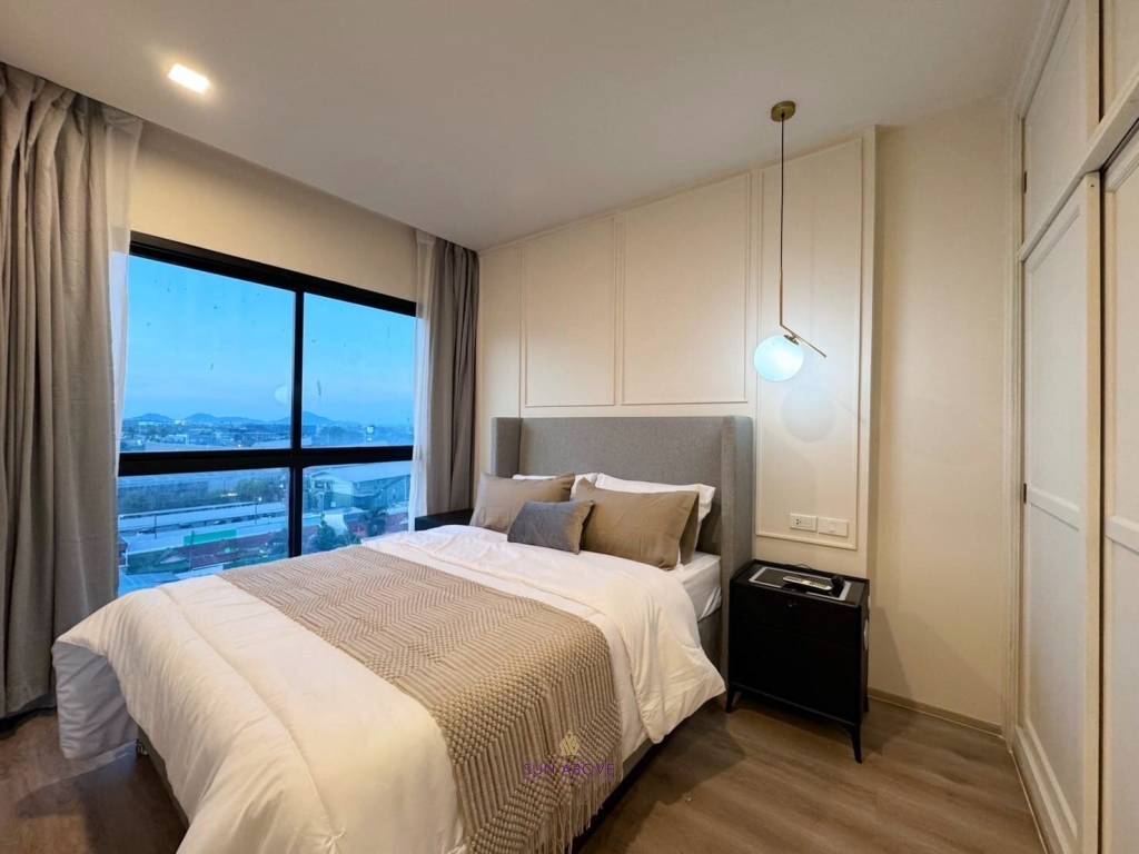 Chalong Bay View 1-Bedroom At Dlux Condo