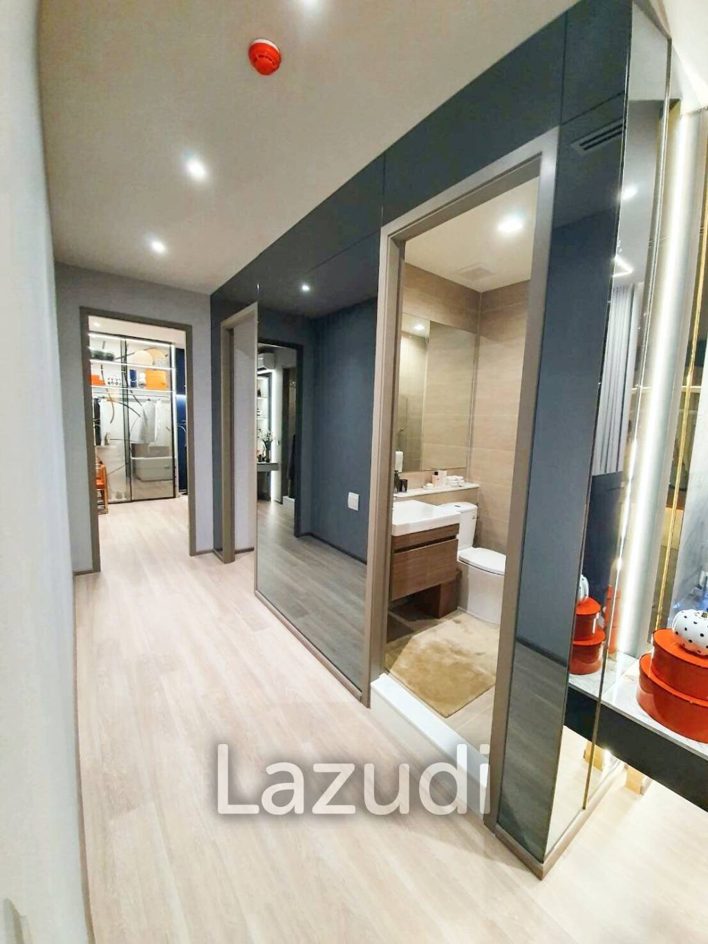 2 Bed 2 Bath 109.29 SQ.M RHYTHM Charoenkrung Pavilion