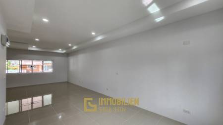 480 metro cuadrado 3 ` 3 Baño Villa de Venta