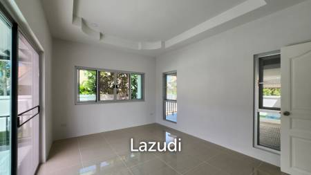 3 Bed 3 Bath 220 SQ.M Dusita Lakeside Village 2