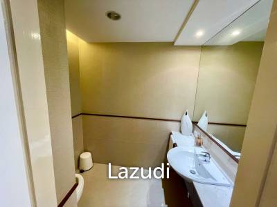4 Bed 4 Bath 257 SQ.M The Rise Sukhumvit 39
