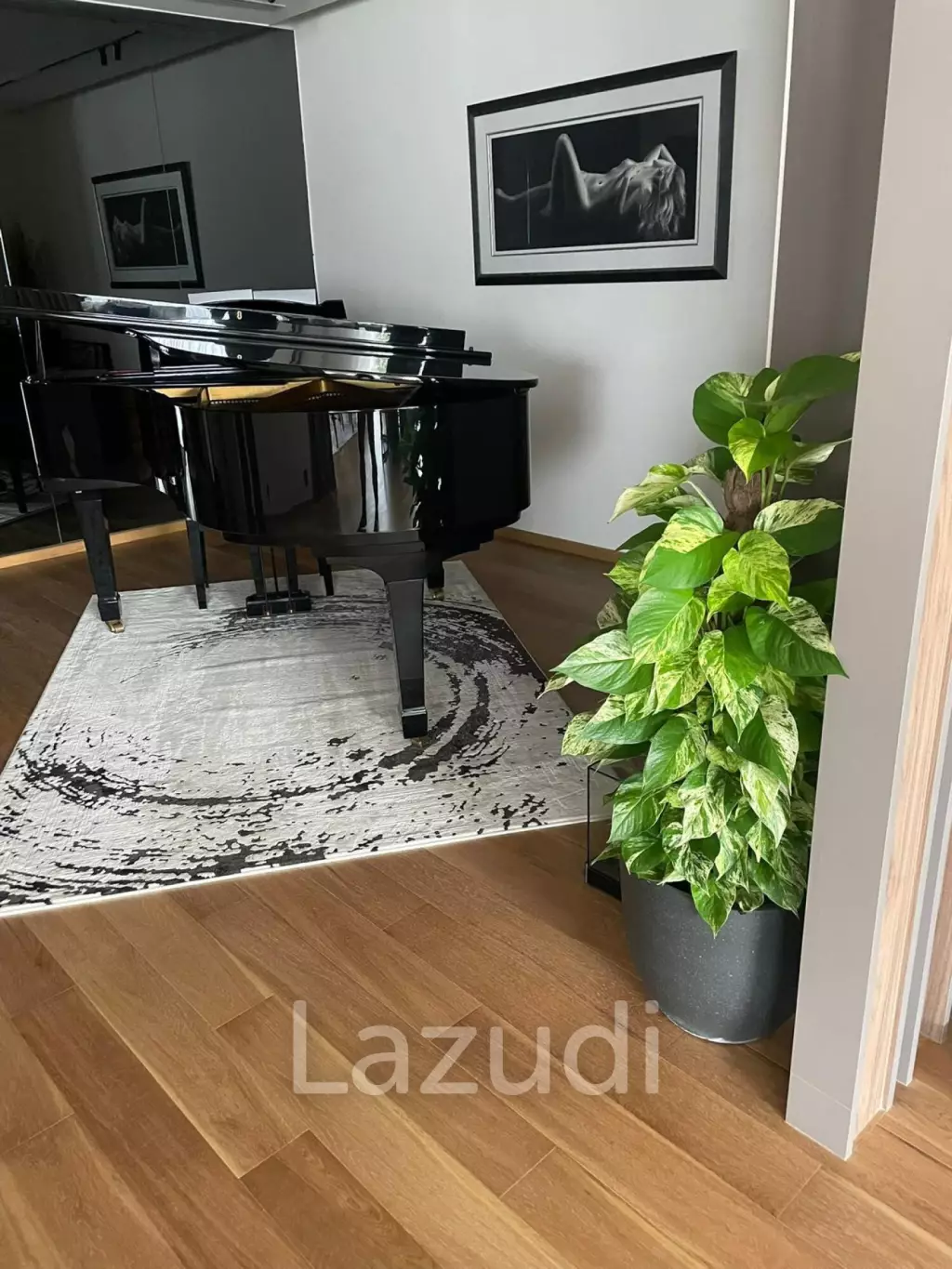 4 Bed 4 Bath 257 SQ.M The Rise Sukhumvit 39