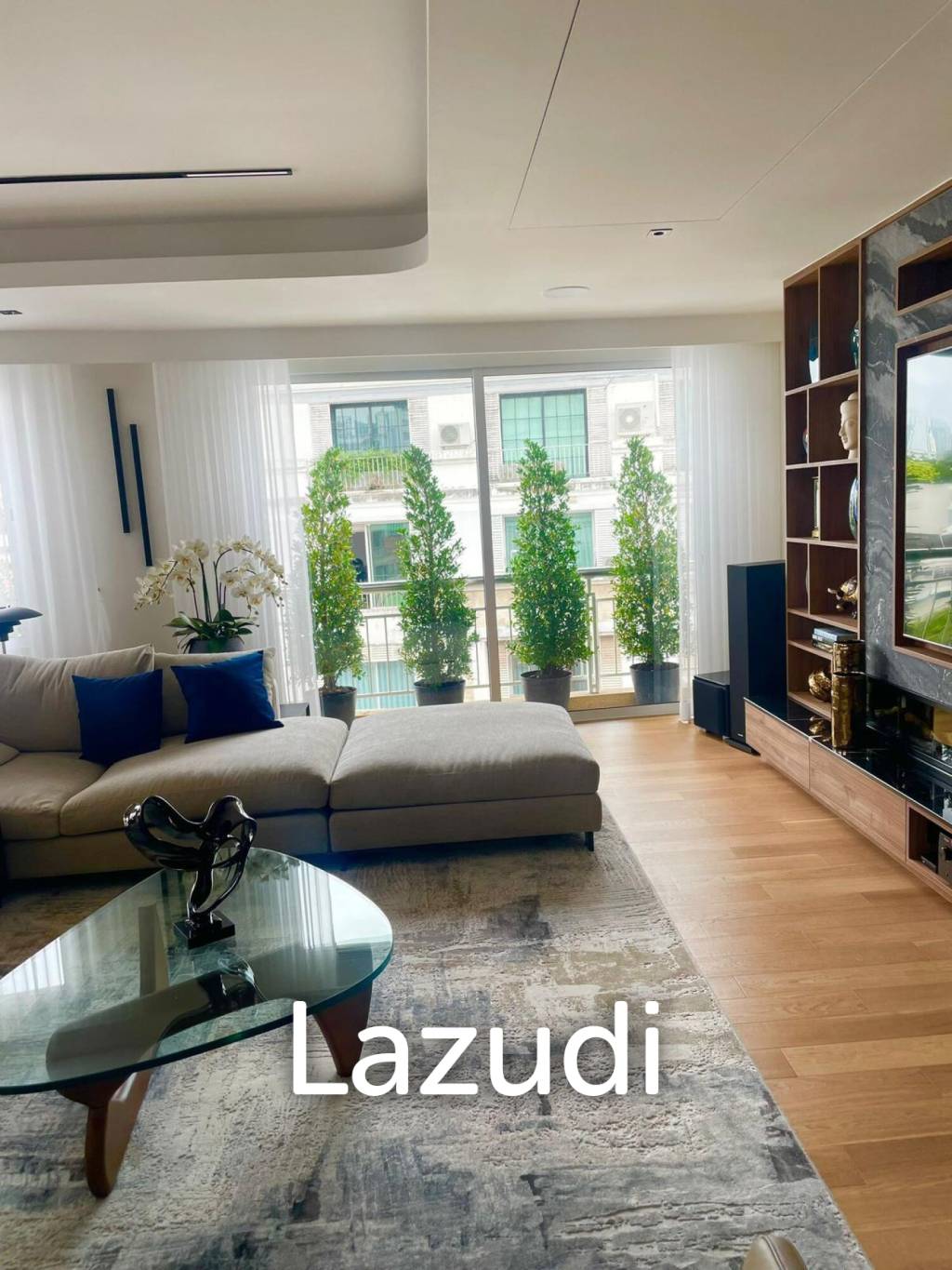4 Bed 4 Bath 257 SQ.M The Rise Sukhumvit 39