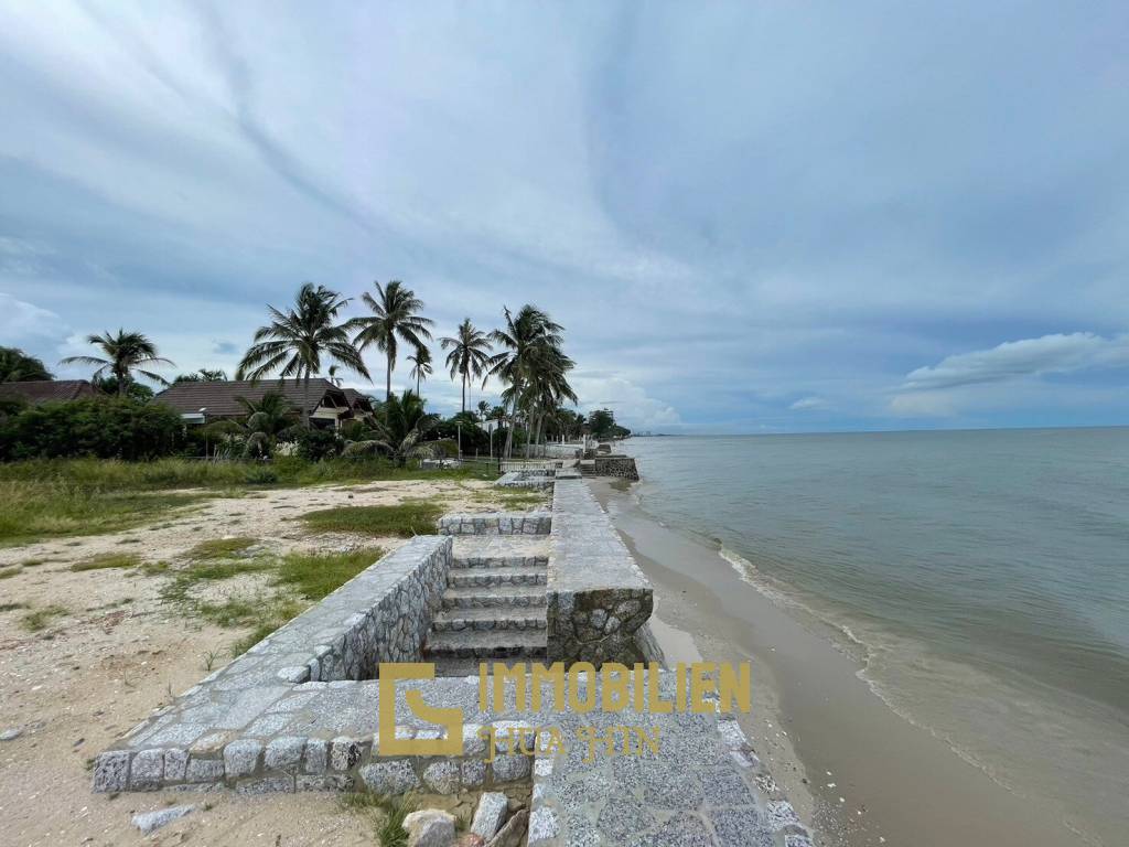 อสังหาริมทรัพย์ริมชายหาด 2 ไร่ในทำเลที่ดีเยี่ยม