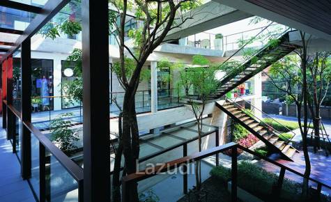 50SQM Community Area Prime Phrom Phong Retail Space - 3rd floor