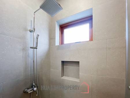 La Felice: New luxury 3 bed pool villa close to town