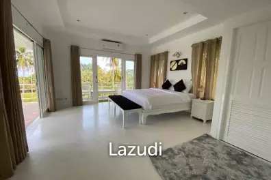 Cozy 4-Bedroom Villa for Sale in Chaweng Hills