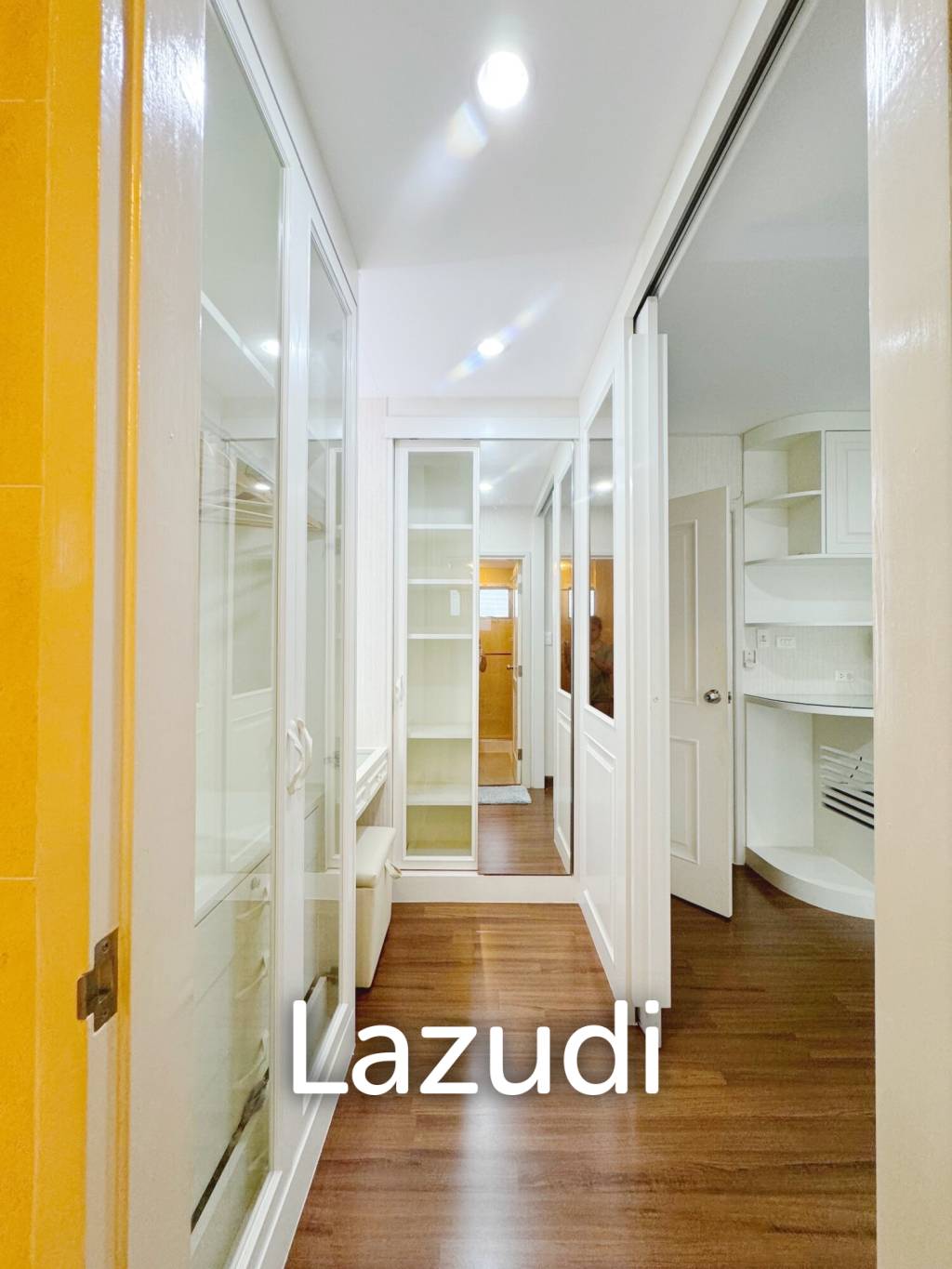 3 Bed 3 Bath 200 SQ.M Townhouse in Sukhumvit 62