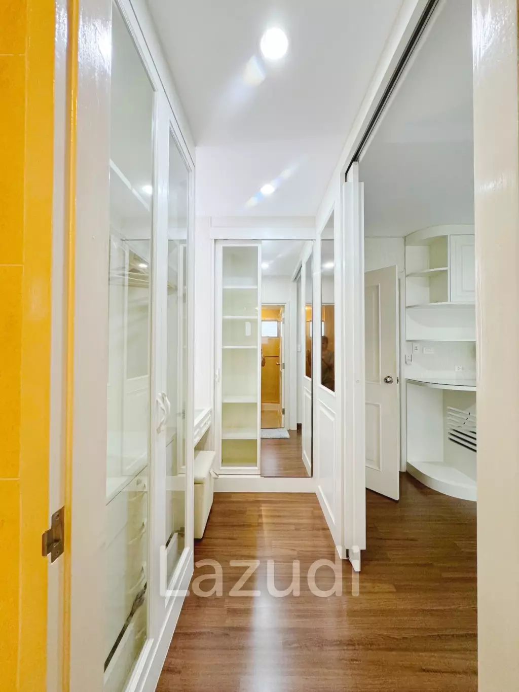 3 Bed 3 Bath 200 SQ.M Townhouse in Sukhumvit 62