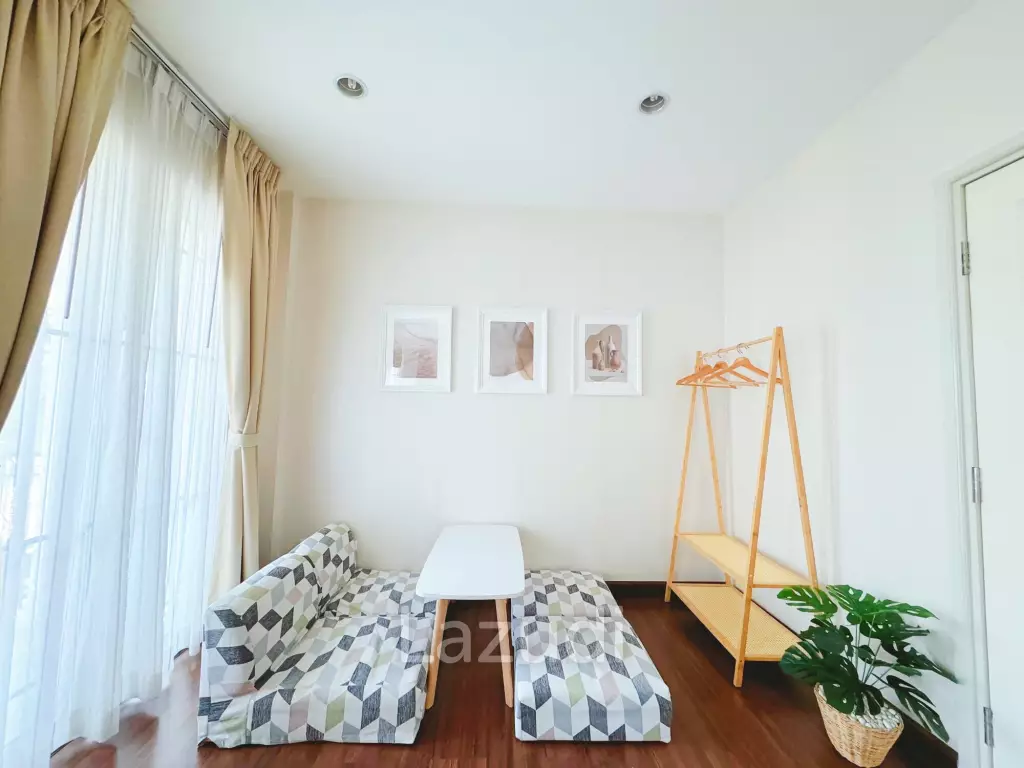 3 Bed 3 Bath 200 SQ.M Townhouse in Sukhumvit 62